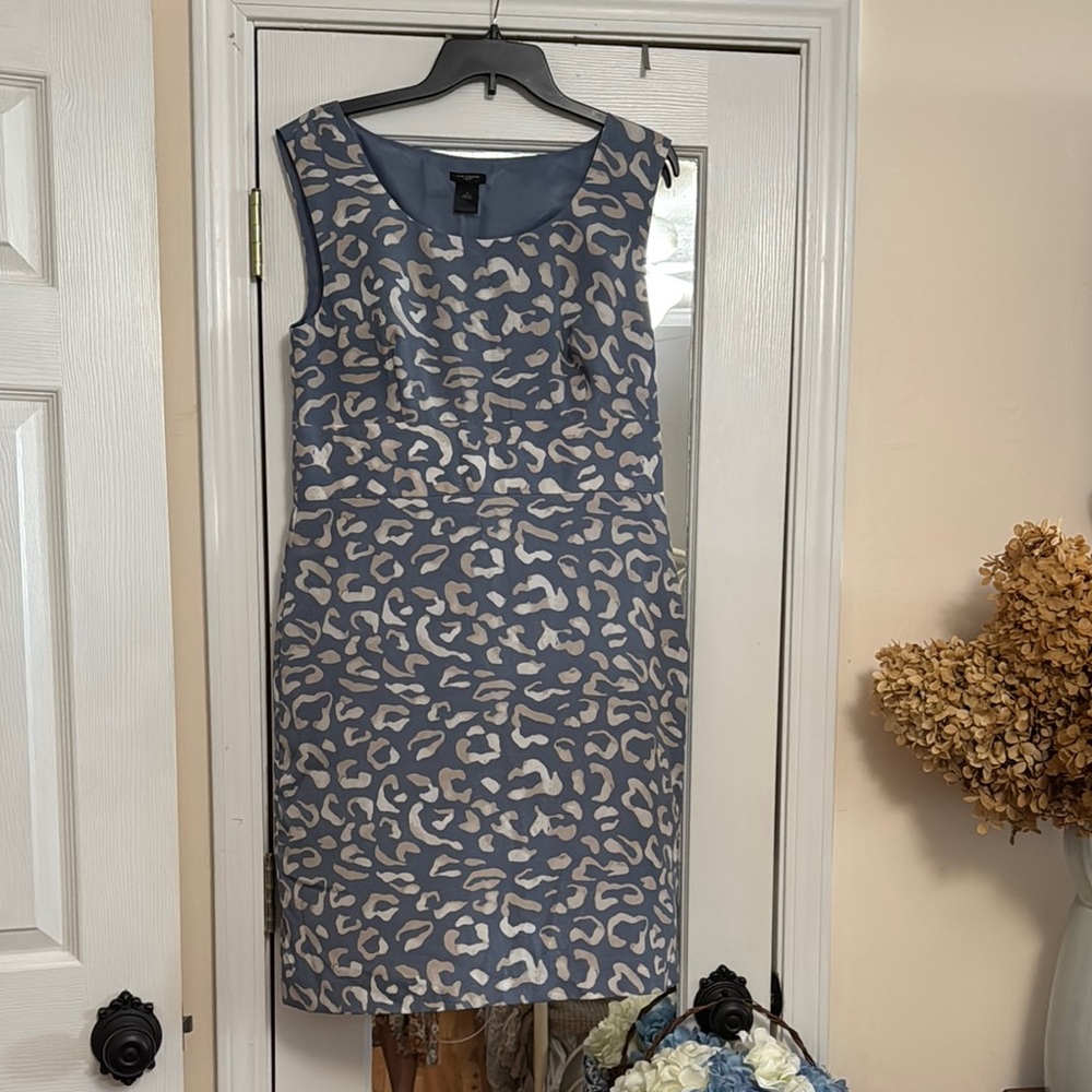 Ann Taylor Gray Silver Sheath Mini Dress